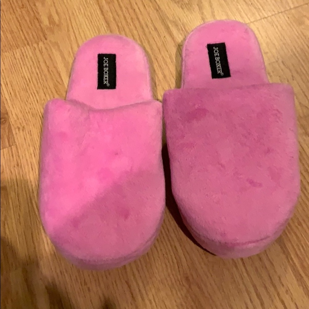 👙Joe Boxer Pink Slippers